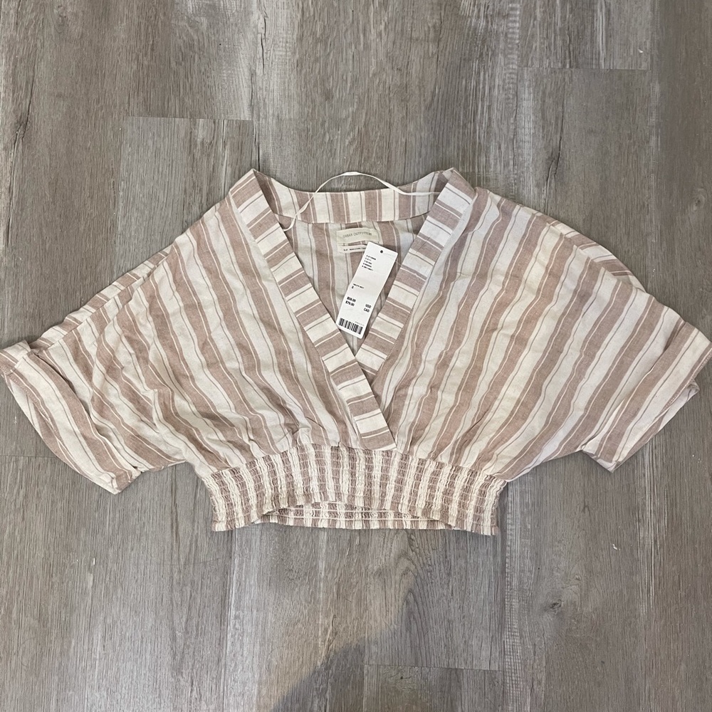 Urban Outfitters NWT Crop Top